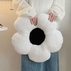 Aesthetic Bedroom|Aesthetic Room Decor*Boogzel Clothing Black & White Flower Pillow