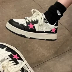 Classics|Aesthetic Sneakers*Boogzel Clothing Bubblegum Pink Star Sneakers in Black