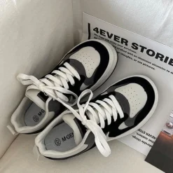 Classics|Aesthetic Sneakers*Boogzel Clothing Coffee Cream Sneakers