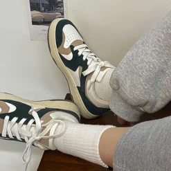 Classics|Aesthetic Sneakers*Boogzel Clothing Fall Vibes Aesthetic Sneakers