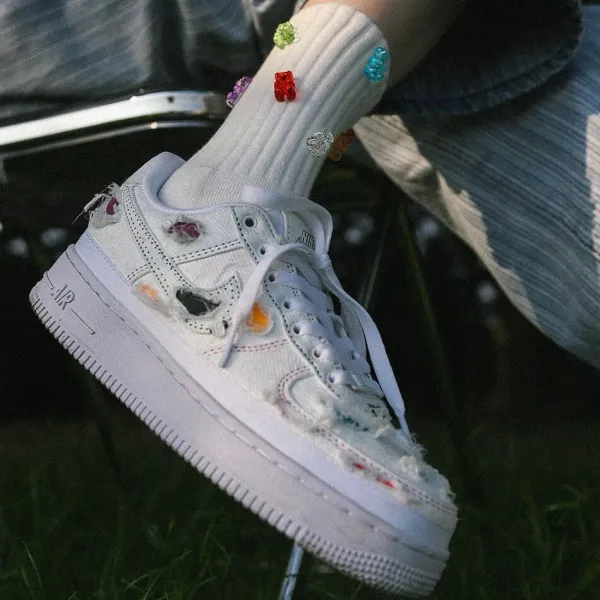 Socks*Boogzel Clothing Gummy Bear Crew Socks White