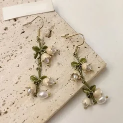 Earrings*Boogzel Clothing Lily Of The Valley Earrings White/green