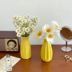 Flower Vases|Aesthetic Room Decor*Boogzel Clothing Minimalist Aesthetic Pastel Flower Vase