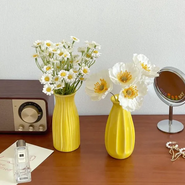 Flower Vases|Aesthetic Room Decor*Boogzel Clothing Minimalist Aesthetic Pastel Flower Vase