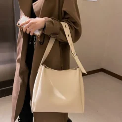 Bags & Purses*Boogzel Clothing Minimalist Vegan Leather Tote Bag