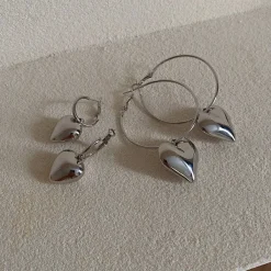 Earrings*Boogzel Clothing Ready For Love Heart Earrings Silver