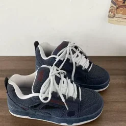 Aesthetic Sneakers*Boogzel Clothing Skater Girl Sneakers in Navy Blue