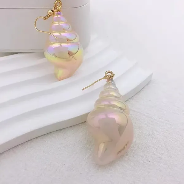 Earrings*Boogzel Clothing Spiral Shell Earrings Gold
