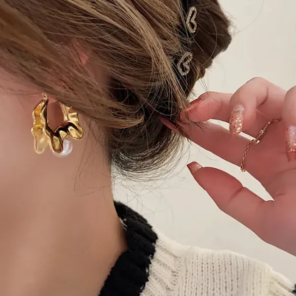 Earrings*Boogzel Clothing Vintage Pearl Wavy Earrings Gold