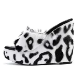 Mad|Sandals / Mary Janes*Boogzel Clothing Y2K Aesthetic Fur Sandals